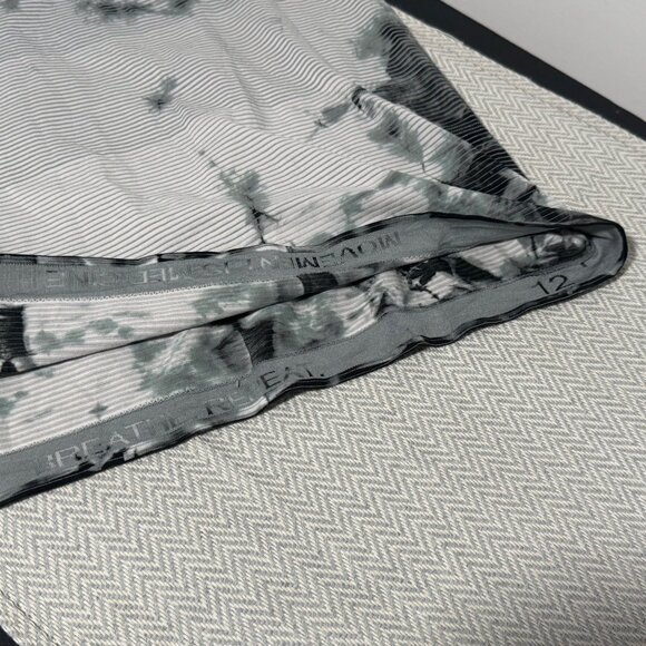 Lululemon Swiftly Tech T-Shirt Womens 12 Gray White Tie-Dye Gym Activewear Yoga - Picture 4 of 13